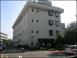 写真：三鷹市役所第二庁舎