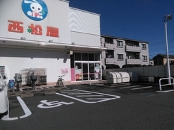 写真：(株)西松屋チェーン　三鷹武蔵境通り店